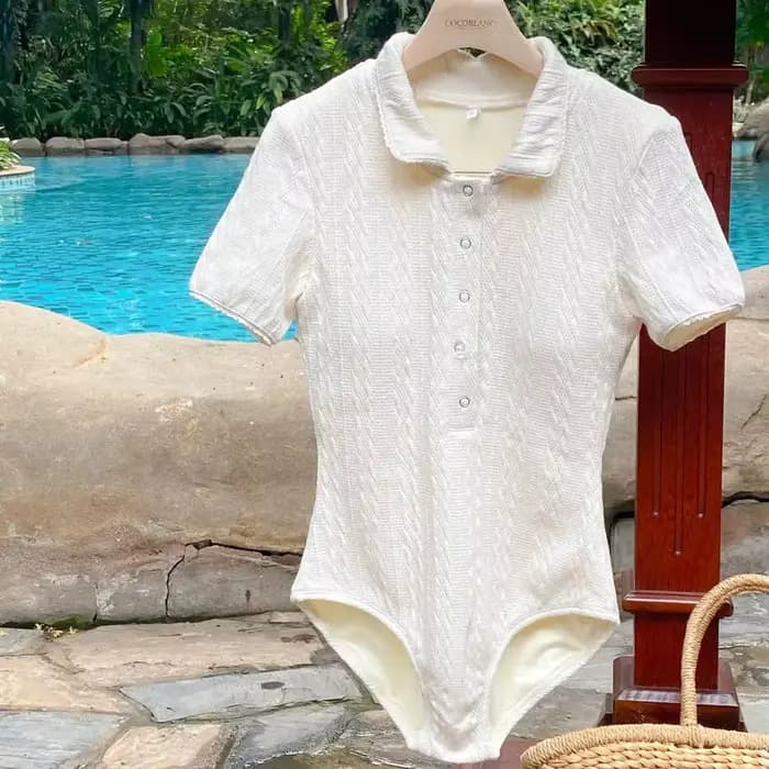 Maillot de bain une pièce style Miu pour femme, manches courtes, coupe conservatrice, haut de gamme, amincissant, idéal pour les sources chaudes