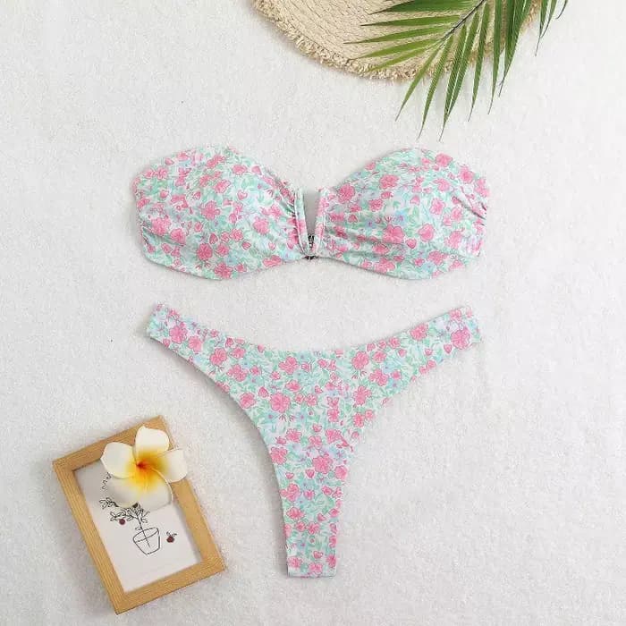 Ensemble Bikini Sexy imprimé floral 2 pièces maillot de bain pour femmes sans bretelles dos nu évider plage vacances maillot de bain 2025 nouveau