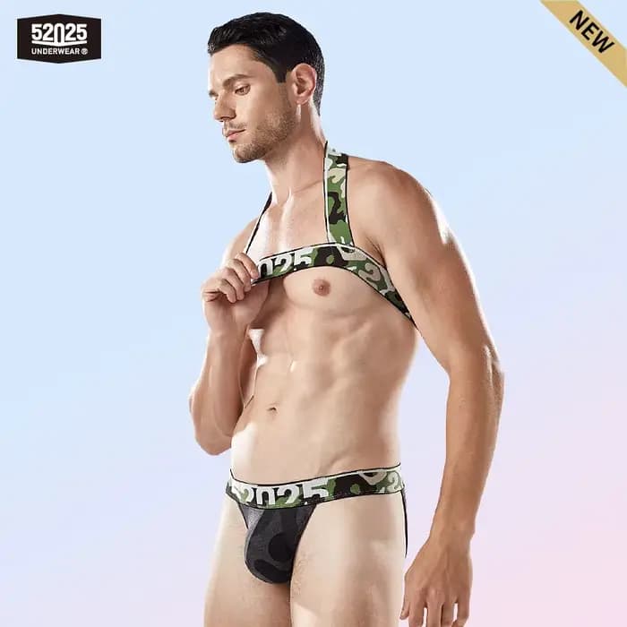 52025 Slip bikini pour homme – Mini slip sexy coupe haute avec ceinture camouflage élégante. Modal en coton doux et respirant