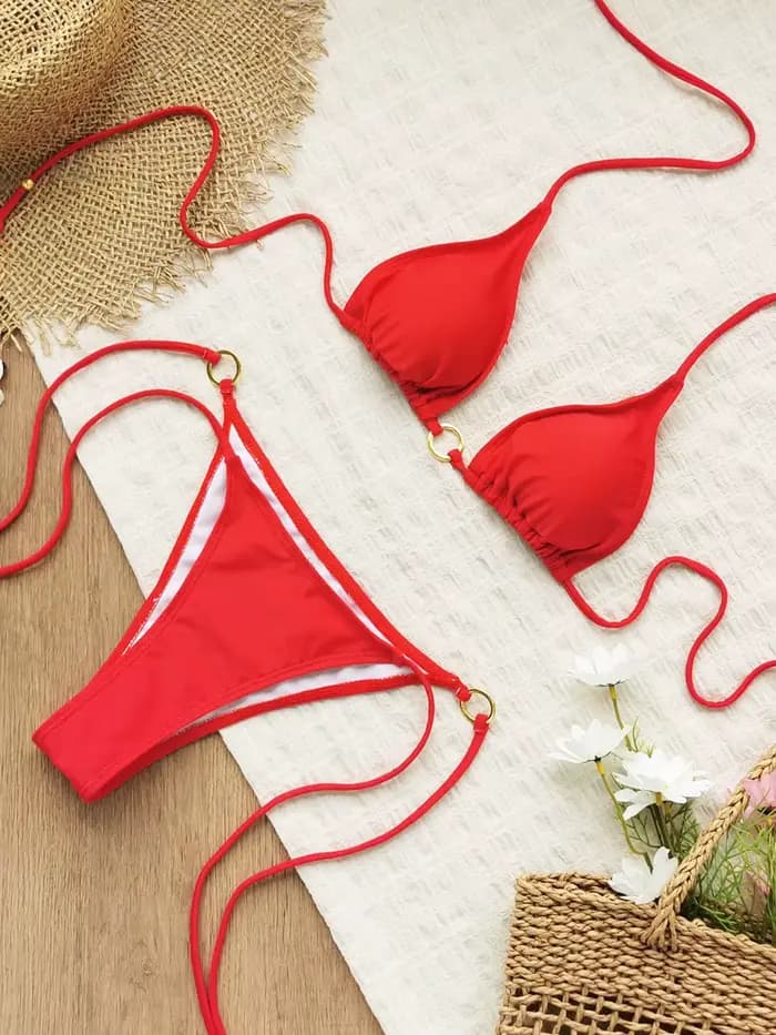 Ensemble de bikini rouge sexy avec anneau en métal