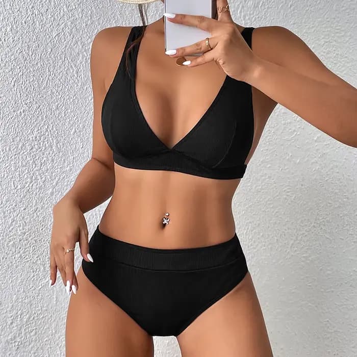 Nouveau style d'été, bikini deux pièces à fines bretelles