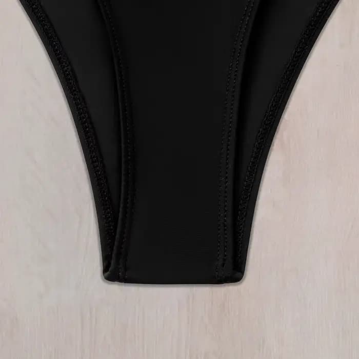 Maillot de bain une pièce sexy noir et blanc patchwork avec armatures