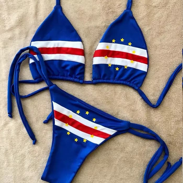 Maillot de bain fendu à trois points