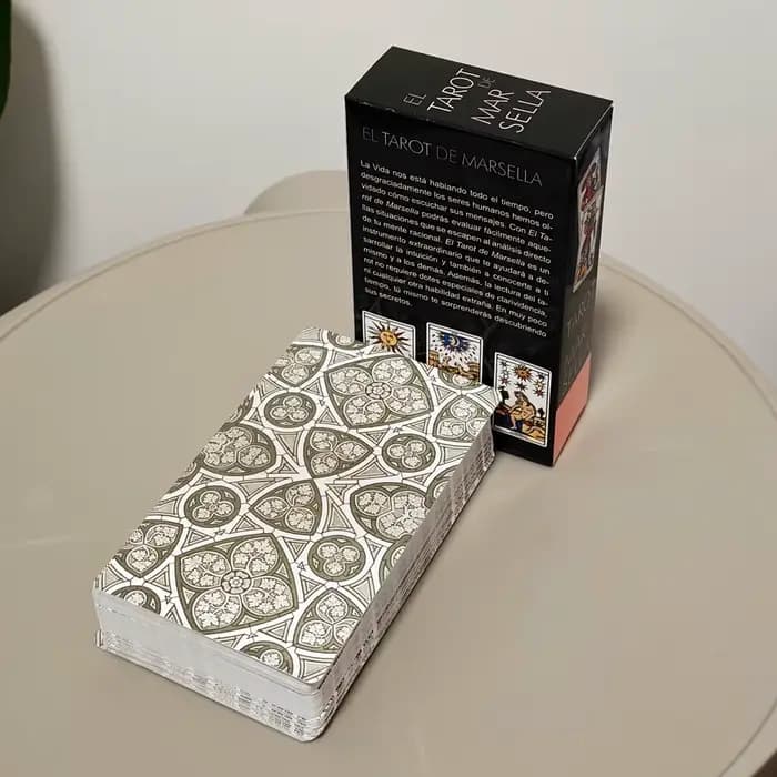 78 cartes De Tarot basées sur le système De Marseille El Tarot De Marsella (édition espagnole) 10.3*6 cm