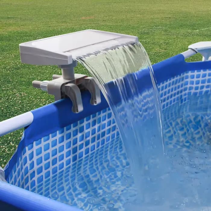 Cascade de piscine