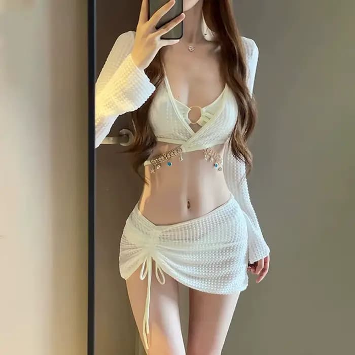 Ensemble Bikini quatre pièces pour femmes, Style jupe fendue à la mode, ajouré, conservateur, trempage de source chaude en bord de mer