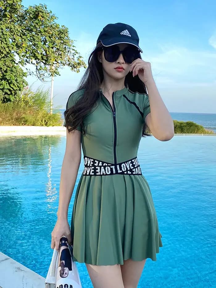 Maillot de bain deux pièces grande taille avec jupe pour femme