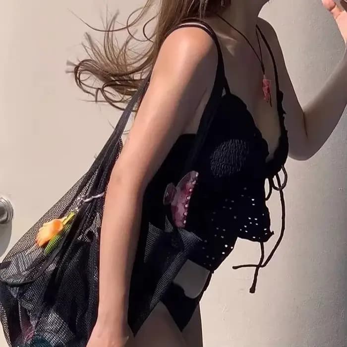 Nouvelle Collection 2025 : Ensemble Bikini Femme Sexy Évidé – Maillot de Bain Tendance pour Plage et Spas – Style Audacieux et Séduisant
