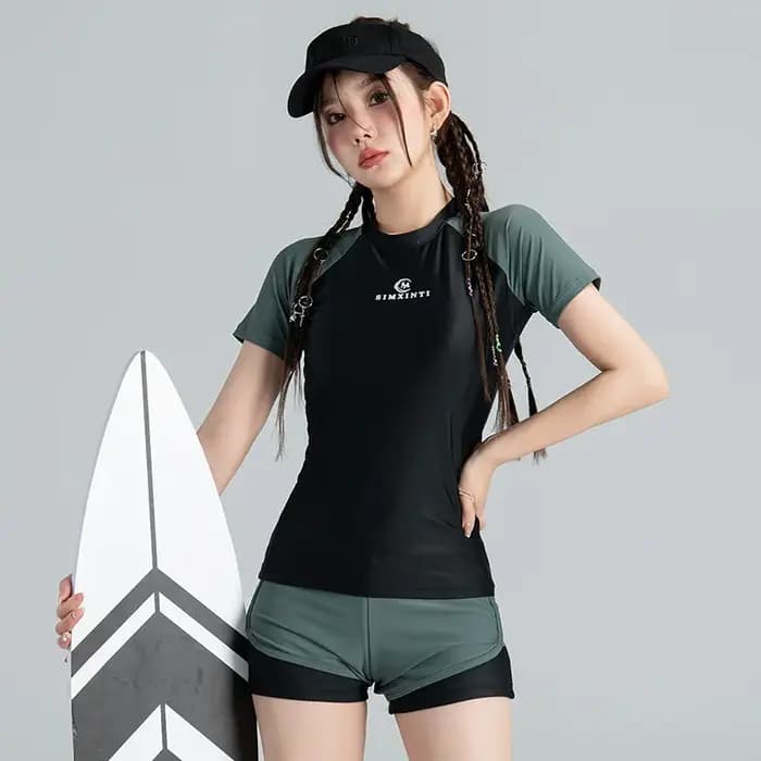 Maillot de bain deux pièces à manches courtes pour femmes
