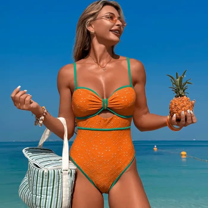 Maillot de bain une pièce orange découpé 2026 pour femme