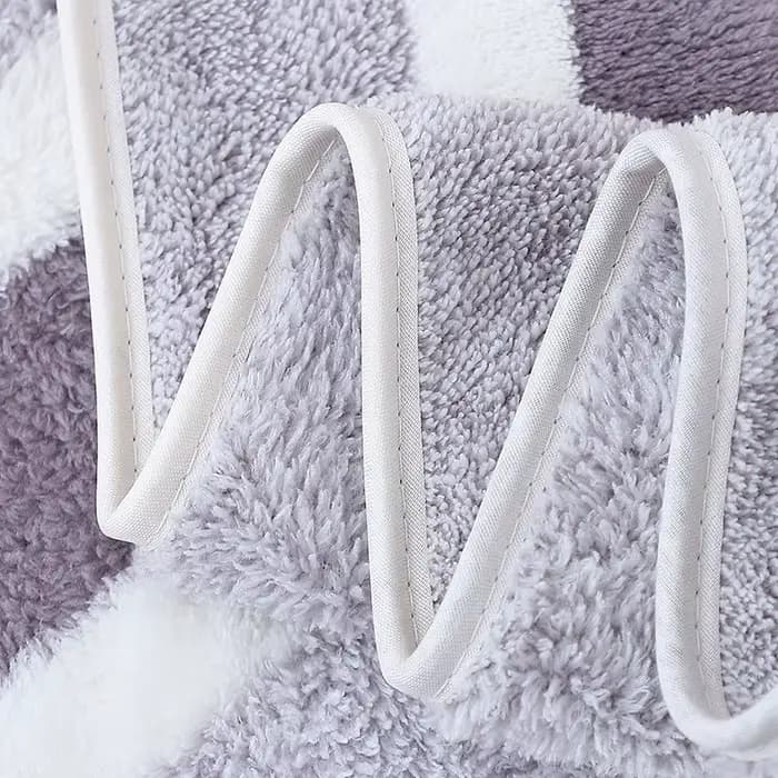 Serviette de bain épaisse, forte absorption d'eau et séchage rapide, ne perd pas ses fibres, durable, ultra douce - très adaptée aux familles et aux plages.
