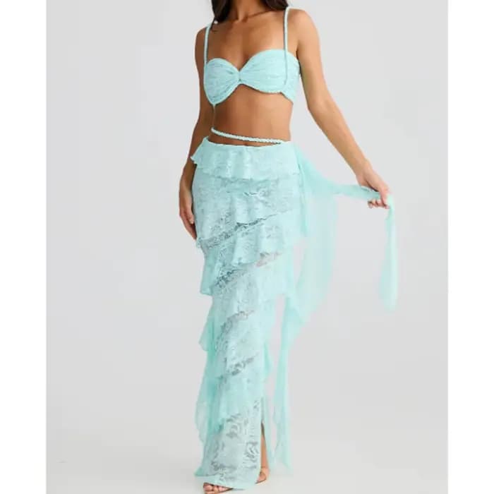 Ensemble bikini en dentelle pour femme, maillot de bain sexy uni, micro bikini à volants irréguliers, jupe longue de plage, nouvelle collection 2026, tenue de plage 3 pièces