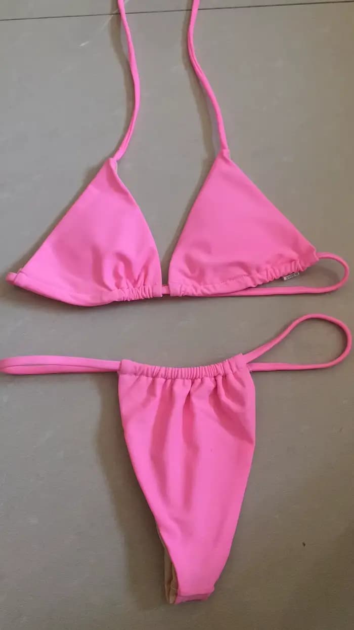Maillot de bain brésilien jaune fluo