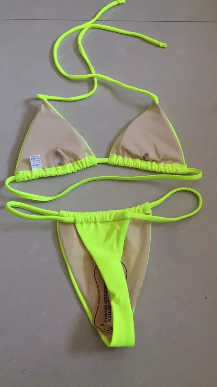 Maillot de bain brésilien jaune fluo