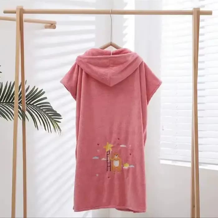 Serviette de bain : robe de bain lavable et enveloppée pour femme