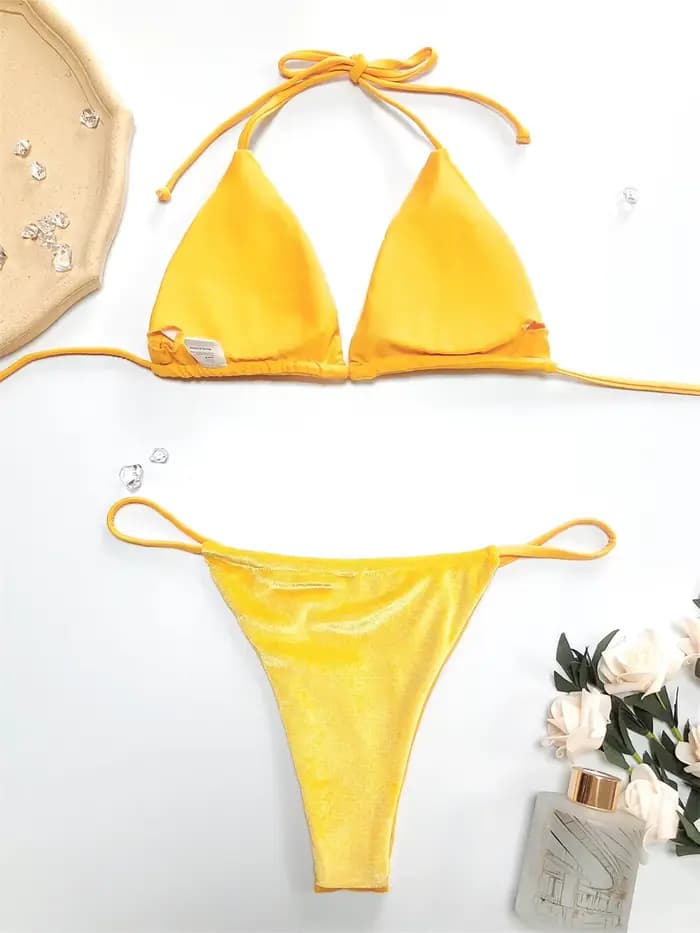 Maillot de bain bikini en velours, style string, dos nu, à bretelles, classique, deux pièces, pour femme, tenue de plage 2026, ensemble de bikinis triangle