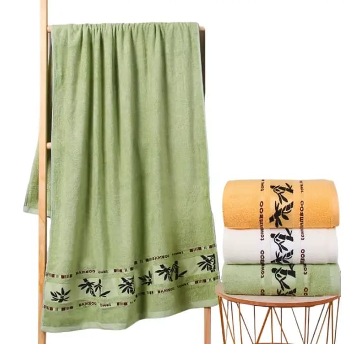 Grande Serviette de Bain Brodée en Bambou de Luxe