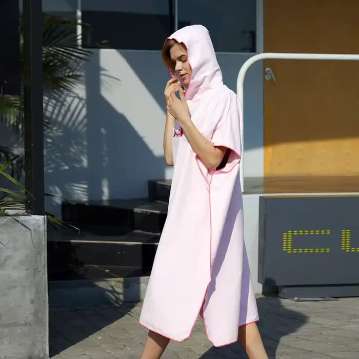 Serviette de bain Proxy Poncho avec capuche