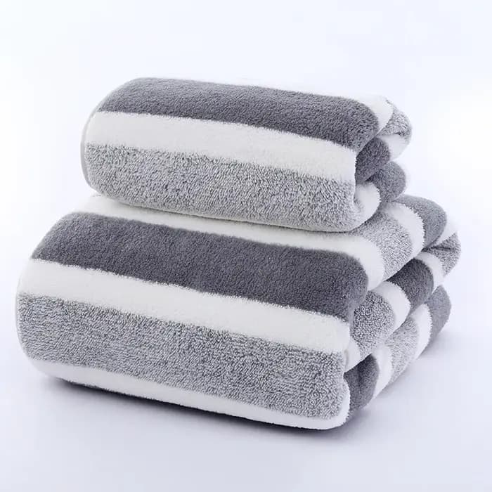 Serviette de bain épaisse, forte absorption d'eau et séchage rapide, ne perd pas ses fibres, durable, ultra douce - très adaptée aux familles et aux plages.
