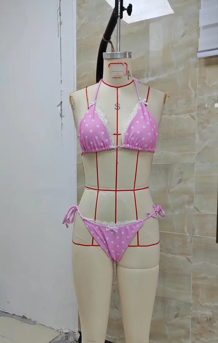Ensemble bikini string halter pour femme