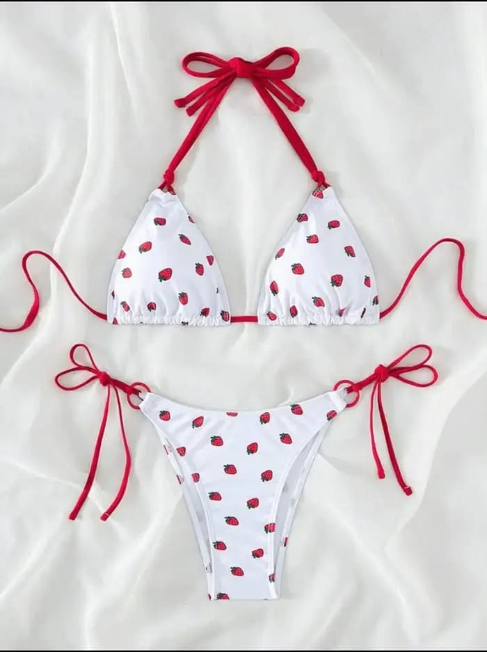 Maillot de bain deux pièces imprimé fraise