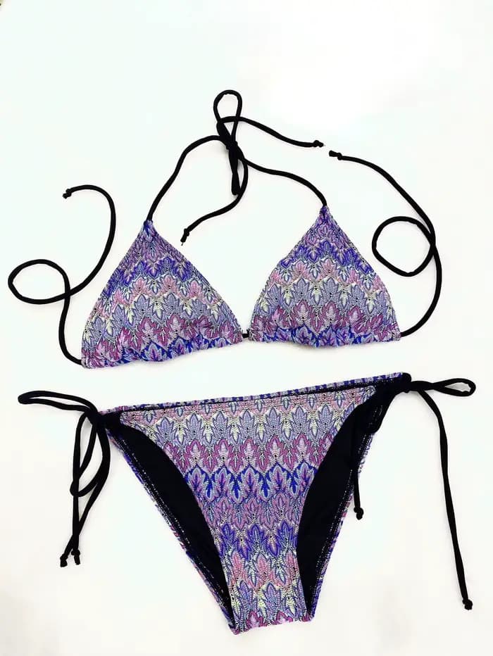 Micosoni Italie – Nouveauté Maillot de Bain Femme Tendance Été – Ensemble Bikini Taille Basse Tricoté Contrastant Rayé pour Femme