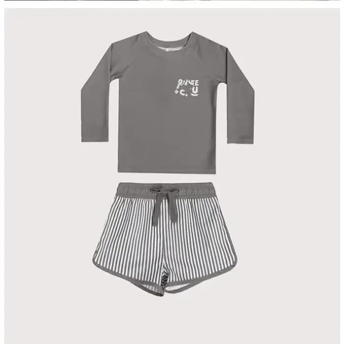 Maillot de bain pour bébé garçon, imprimé mignon, col rond, haut à manches longues + short à taille élastique, maillot de bain fendu, protection solaire, vêtements de plage, E23296