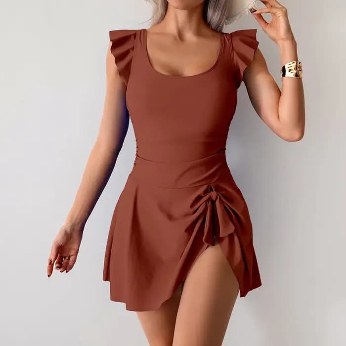 Nouveau 2025 maillot de bain une pièce femmes printemps chaud Sport jupe Style conservateur grande taille maillots de bain intégration continue
