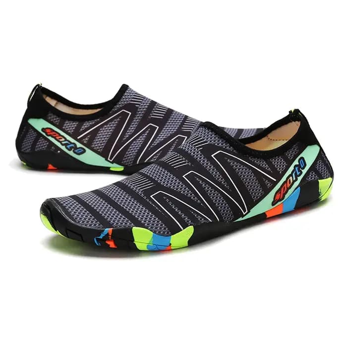 Chaussures aquatiques à séchage rapide, chaussures de plage, chaussures aquatiques unisexes, pantoufles aquatiques, chaussures de surf pieds nus, baskets aquatiques, chaussettes légères d'été pour l'e