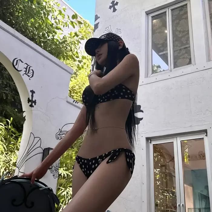 Sexy rétro à pois Bikini maillot de bain femmes sangle serré Bustier Ensemble petite poitrine froncée épicé fille
