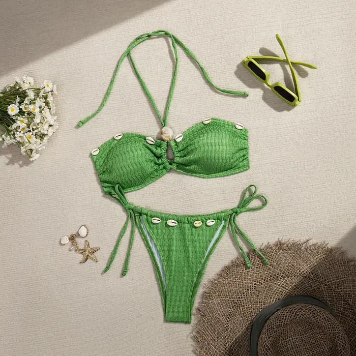 Ensemble de micro-bikini sexy 2026 pour femmes, bretelles croisées, ornement en coquillage, string, bikini deux pièces, maillot de bain de vacances, vêtements de bain
