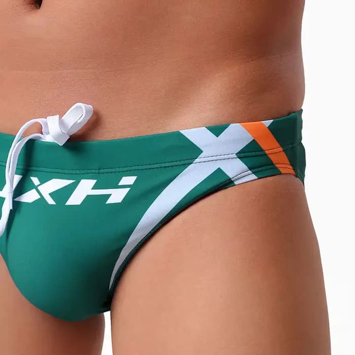 Slip de bain ajusté pour hommes