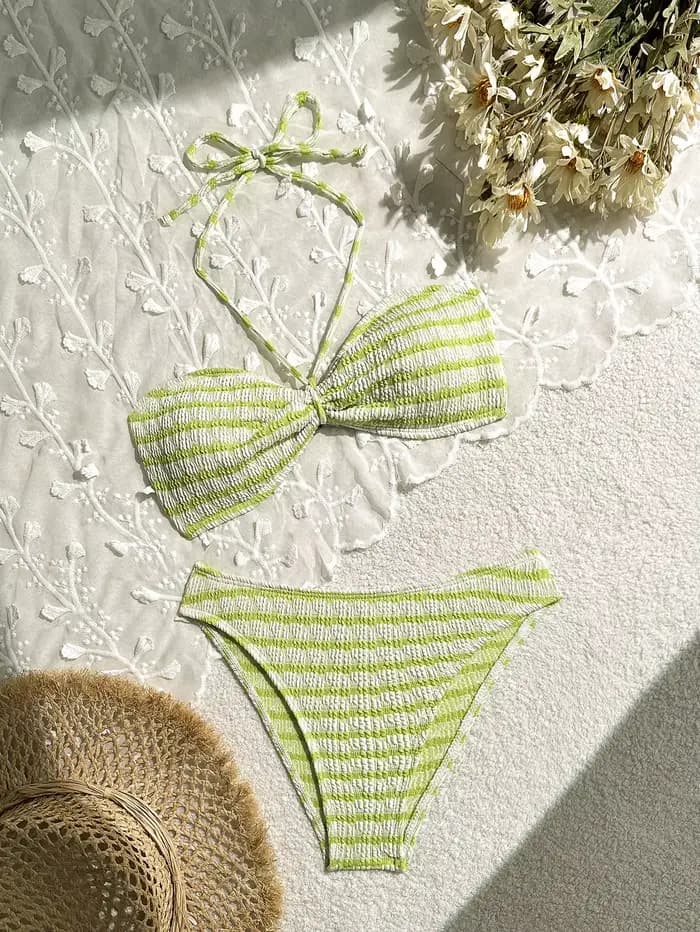 Ensemble bikini sexy rose à rayures 2026 pour femme, avec soutien-gorge push-up plissé et maillot de bain taille haute à cordon de serrage, idéal pour l'été et les vacances