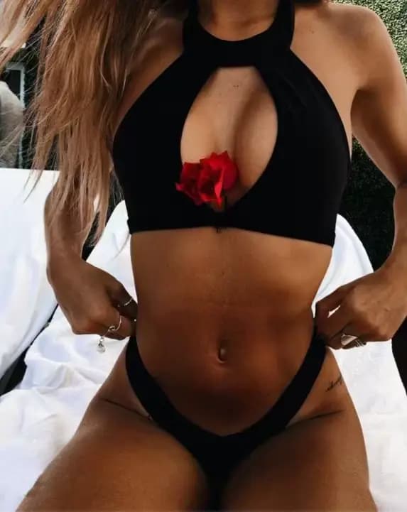Ensemble bikini femme 2026 été noir col halter découpé coupe haute sexy push-up maillot de bain fémi