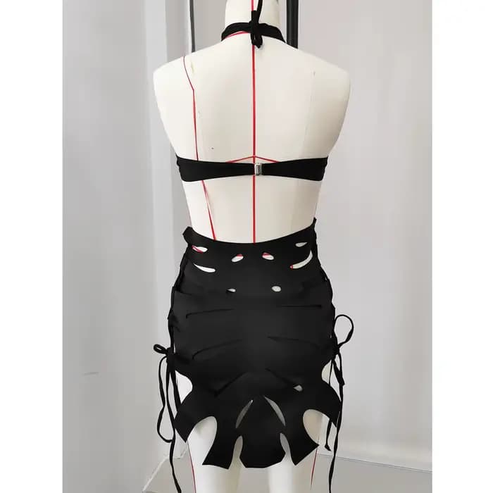 Ensemble de maillot de bain 3 pièces sexy pour femme avec soutien-gorge à armatures, jupe et détails découpés, style mode et luxe